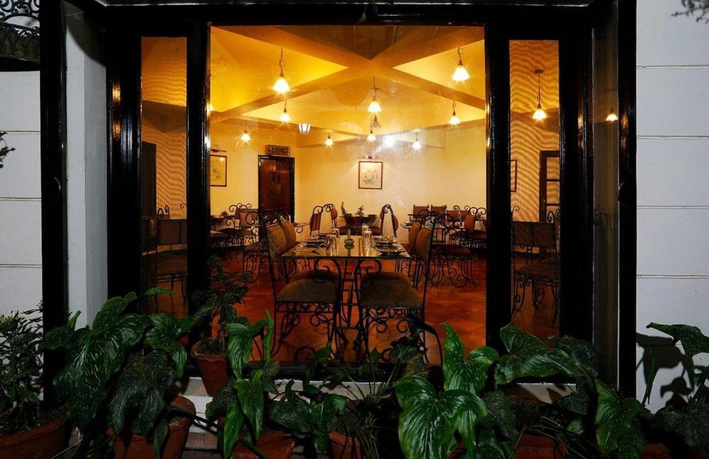 8Fold-Pinecrest By Larisa, Bhimtal Hotell Exteriör bild